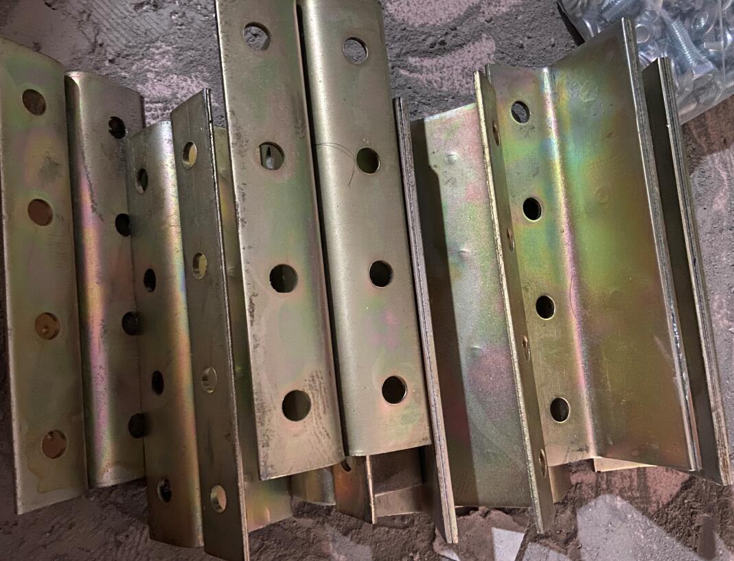 对重副轨链接板